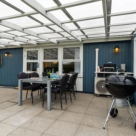 Dom wakacyjny Kjera - 450m From The Sea By Interhome